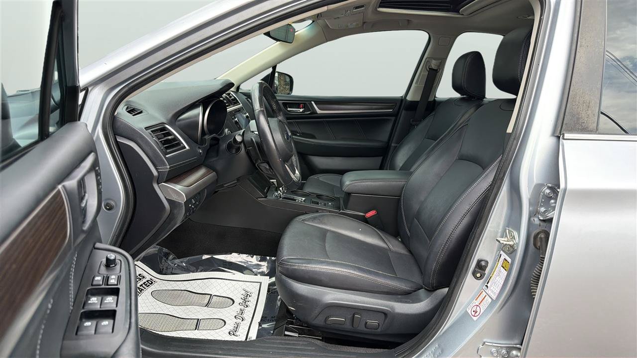 Used 2018 Subaru Legacy 3.6R Limited AWD/4WD image 11