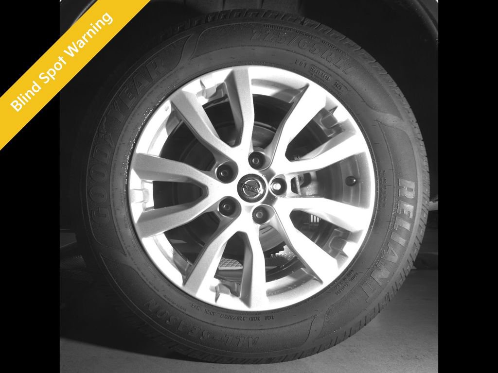 Used 2020 Nissan Rogue SV AWD/4WD image 12