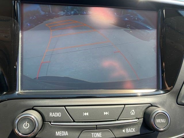 Used 2017 Buick Envision Essence FWD image 19