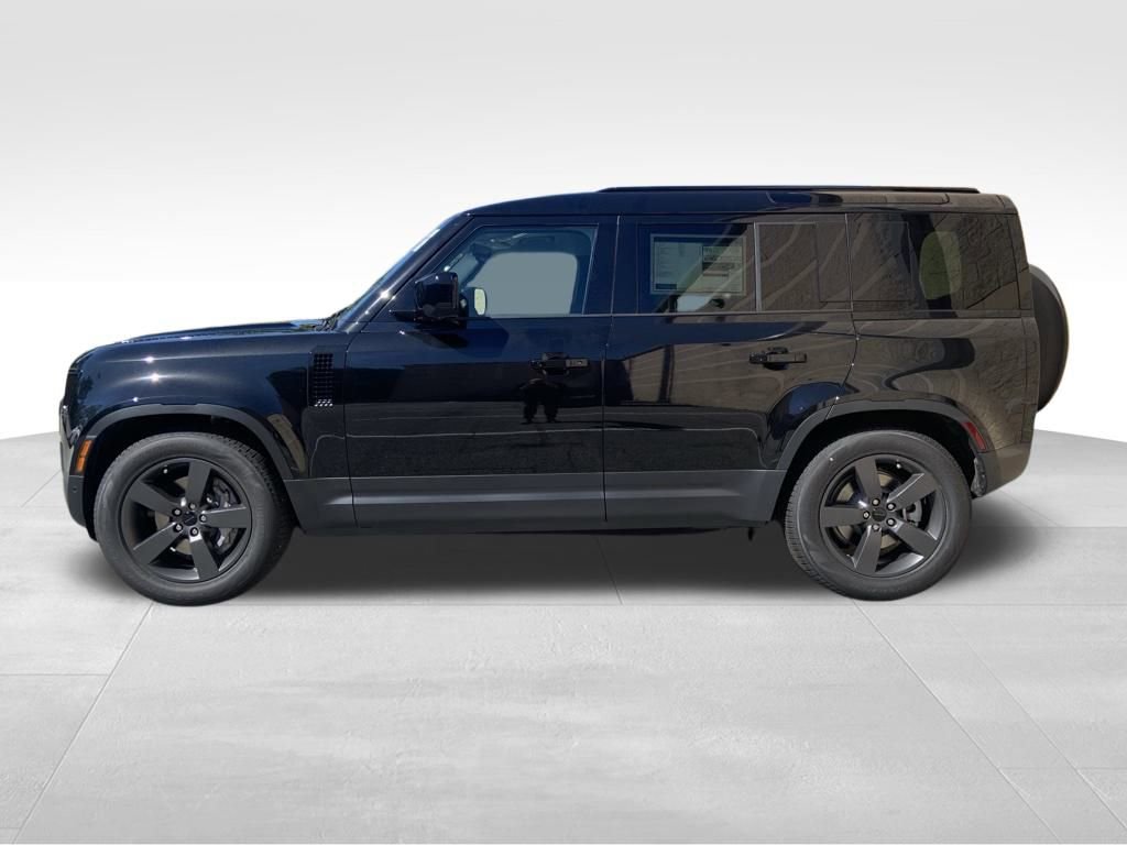 New 2026 Land Rover Defender 110 S image 4