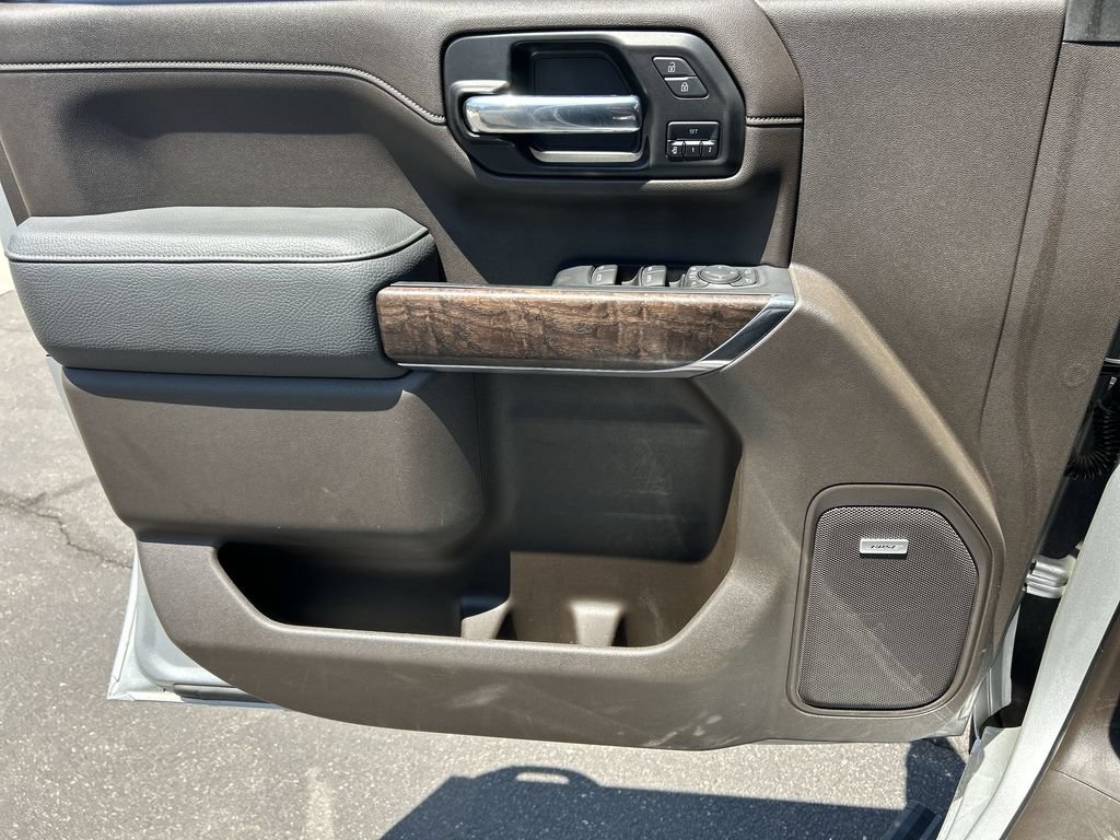 Used 2022 GMC Sierra 3500 Denali AWD/4WD image 23