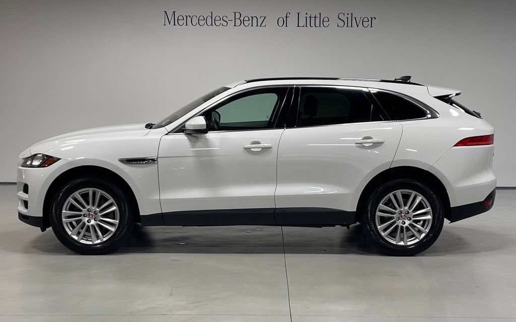 Used 2020 Jaguar F-PACE Prestige AWD/4WD image 2