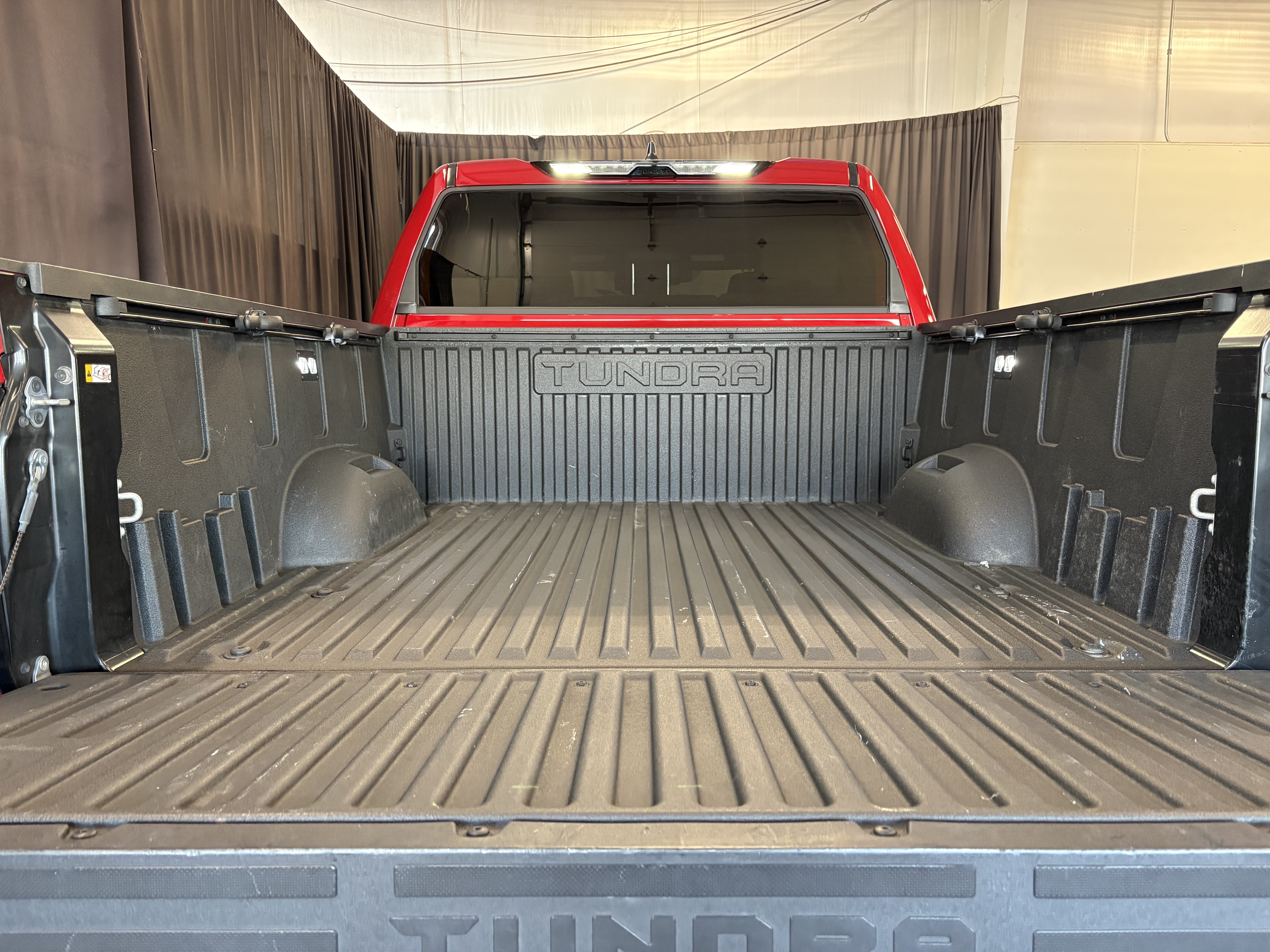 Certified 2025 Toyota Tundra SR5 w/ TRD Off-Road Premium Package AWD/4WD image 31