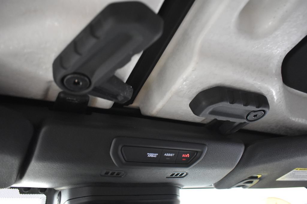Used 2021 Jeep Gladiator Mojave AWD/4WD image 29