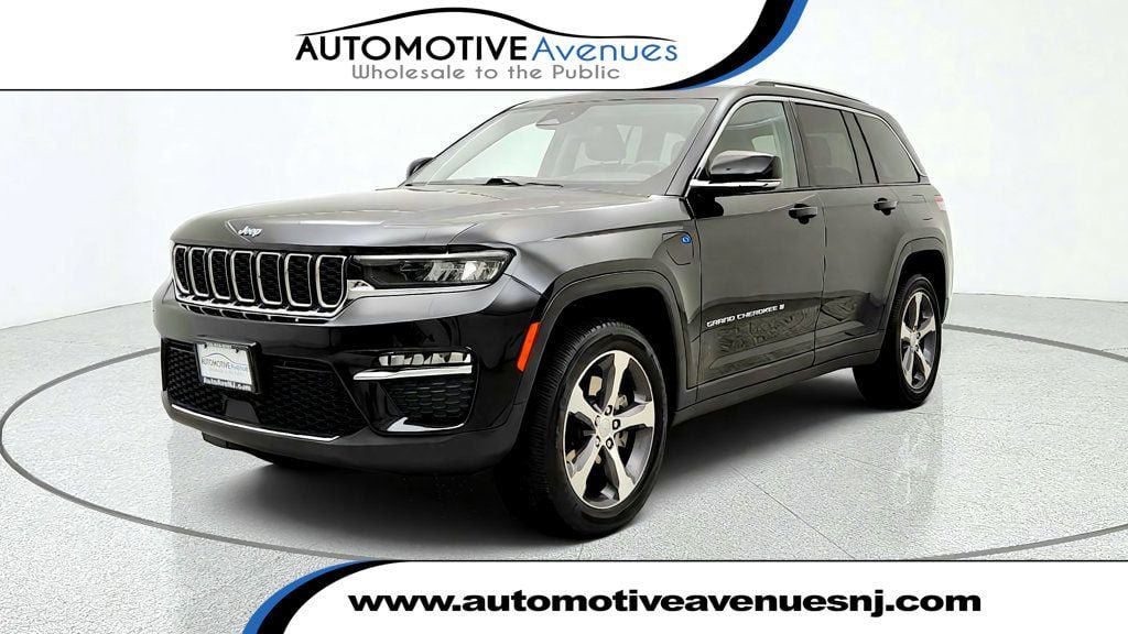 Used 2023 Jeep Grand Cherokee 4WD 4xe