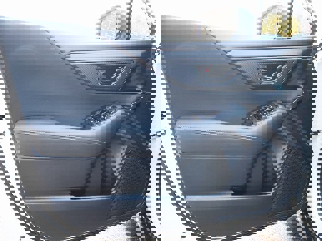 Used 2021 Subaru Outback Base image 21