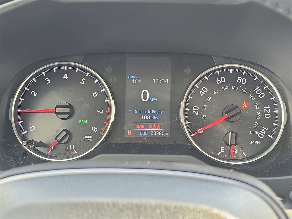 Used 2022 Toyota RAV4 XLE Premium image 12