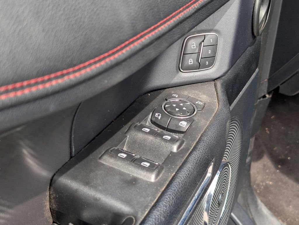 Used 2021 Ford Expedition Limited AWD/4WD image 16