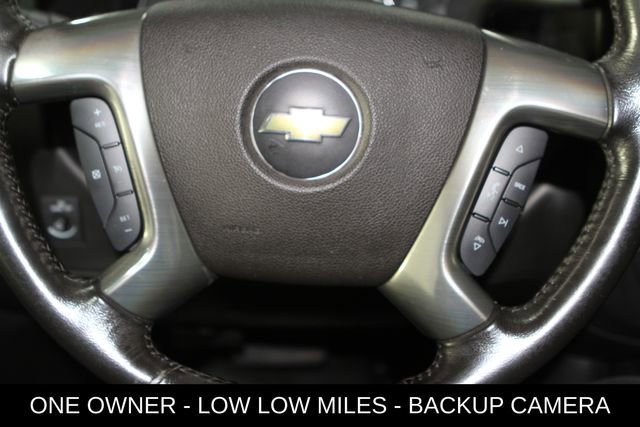 Used 2019 Chevrolet Express 3500 w/ Driver Convenience Package RWD image 16
