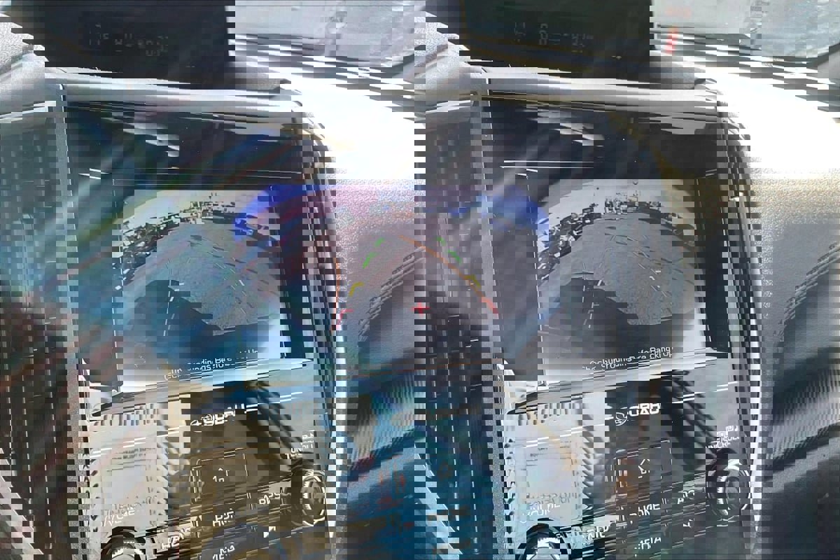 Used 2018 Subaru Crosstrek 2.0i Premium w/ Eyesight System image 18