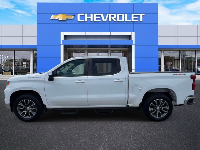 Used 2022 Chevrolet Silverado 1500 LT AWD/4WD image 5