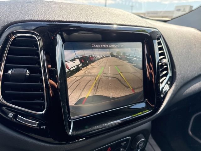 Used 2021 Jeep Compass Limited image 32