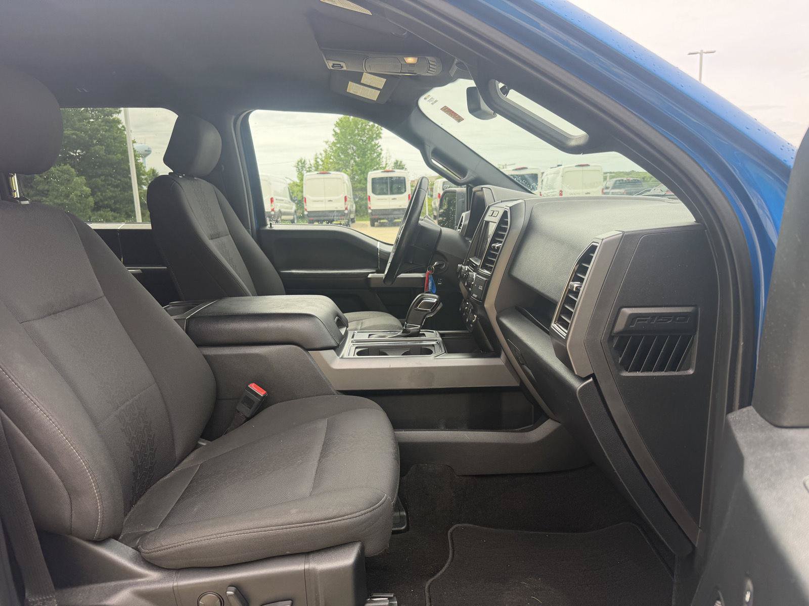Used 2019 Ford F150 XLT w/ Equipment Group 302A Luxury AWD/4WD image 27