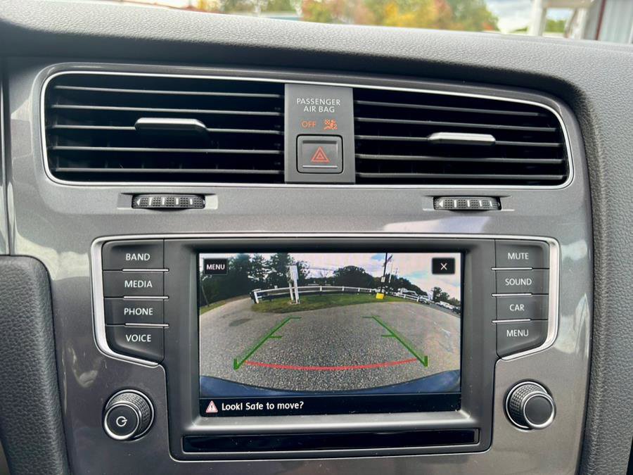 Used 2017 Volkswagen Golf Alltrack SEL image 21