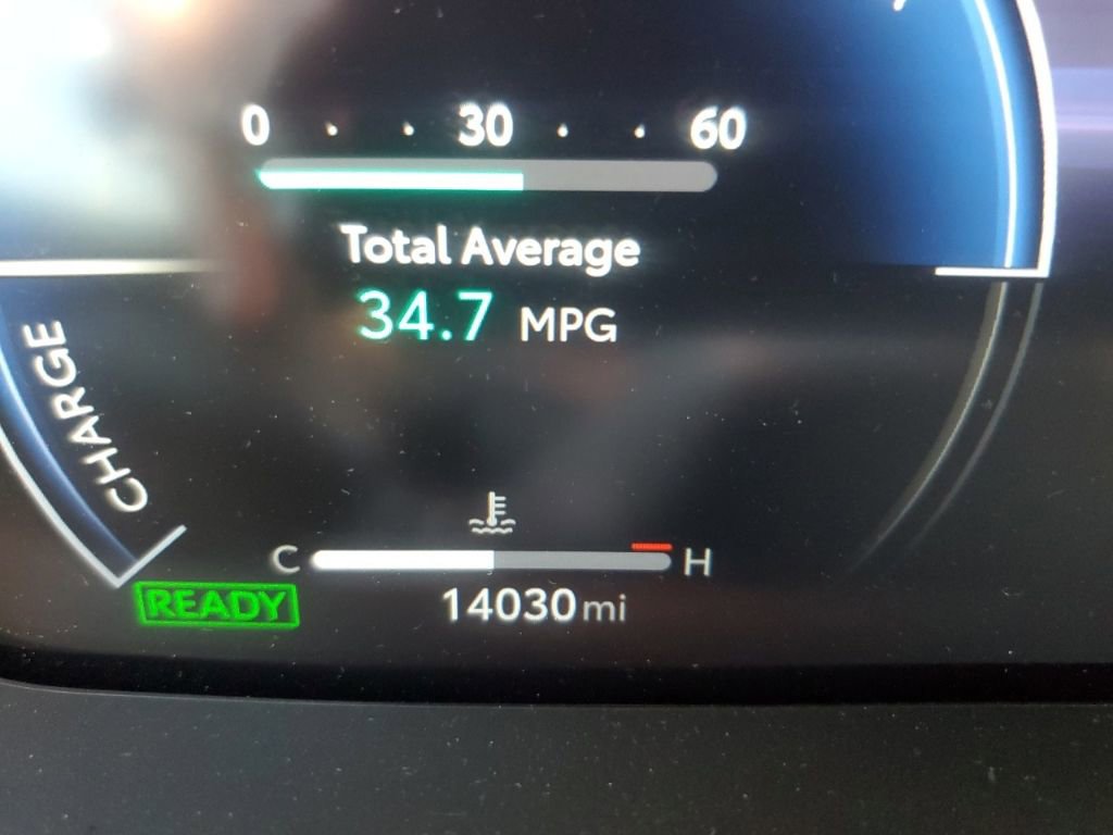 Used 2025 Toyota Crown Signia w/ Advanced Technology Package image 16