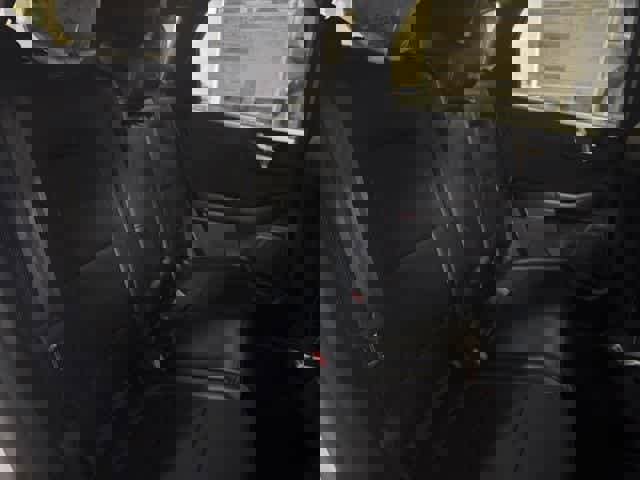 New 2025 Ford Escape ST-Line w/ Cold Weather Package image 31