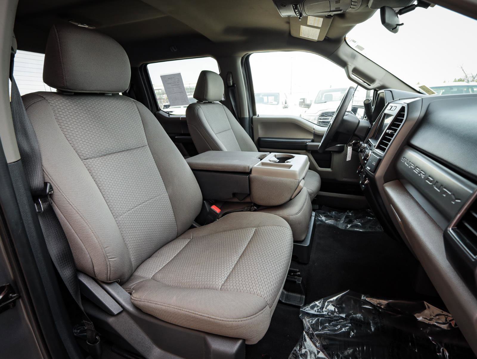 Used 2022 Ford F350 XLT w/ XLT Premium Package image 23