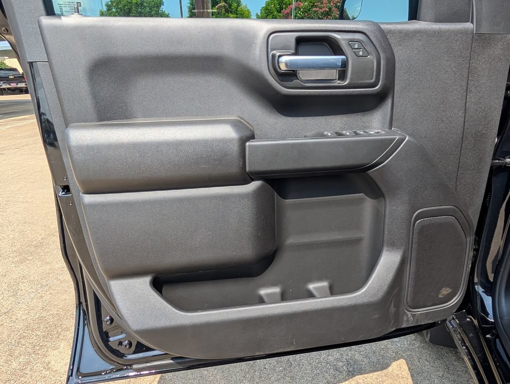 New 2026 Chevrolet Silverado 1500 Custom w/ LPO, Dark Essentials Package RWD image 12
