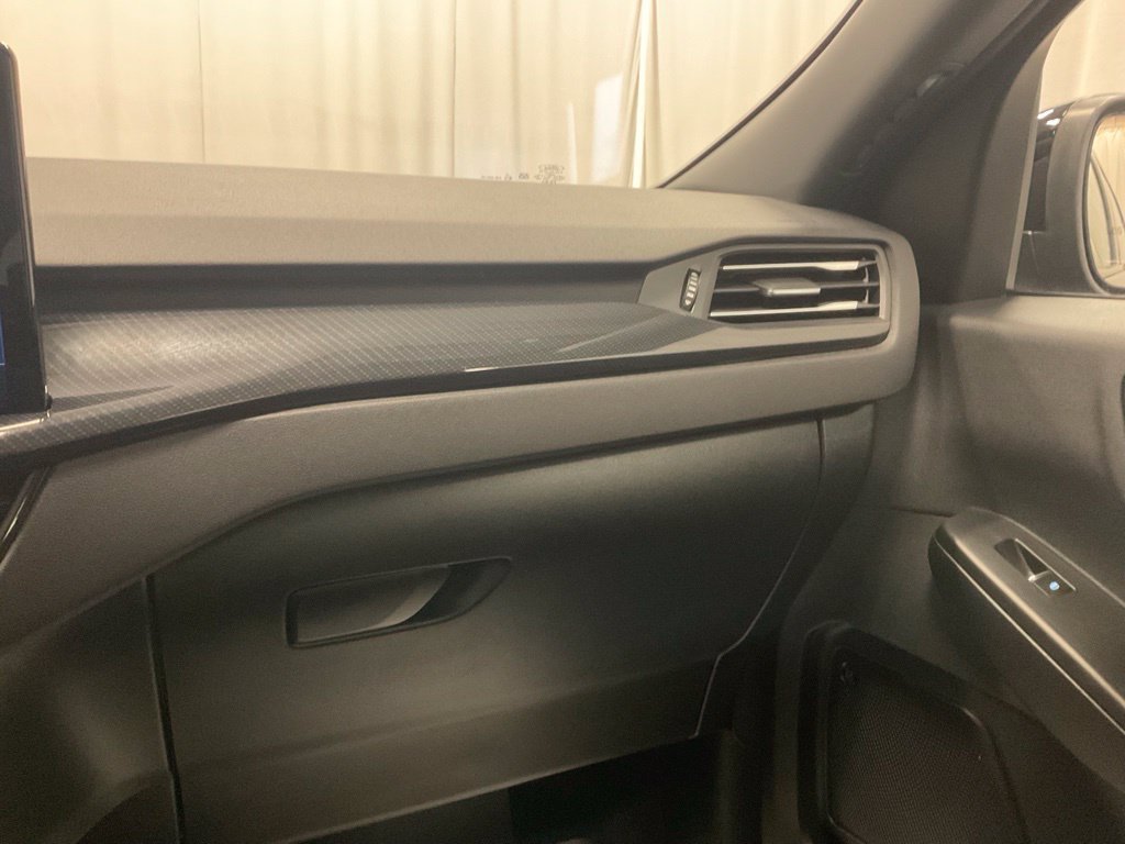 Used 2025 Ford Escape ST-Line Elite w/ Premium Technology Package AWD/4WD image 30