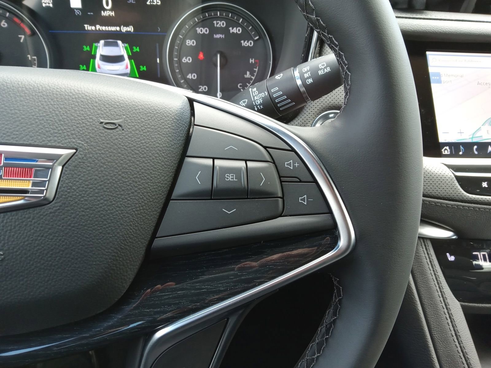 New 2026 Cadillac XT5 Premium Luxury w/ LPO, ONYX Package image 23