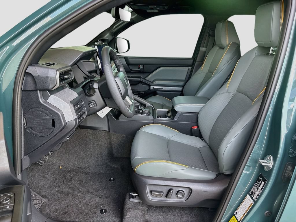New 2026 Toyota 4Runner Trailhunter AWD/4WD image 18