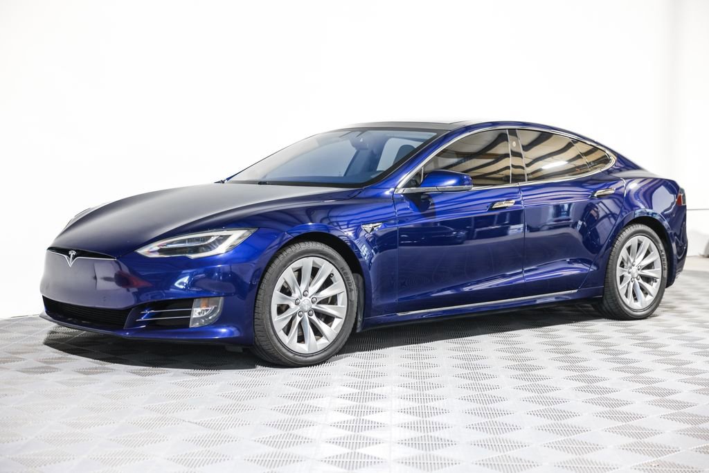 Used 2017 Tesla Model S 90D image 18