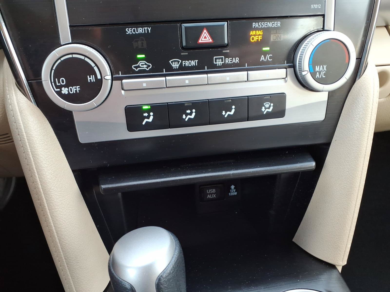 Used 2012 Toyota Camry LE FWD image 18