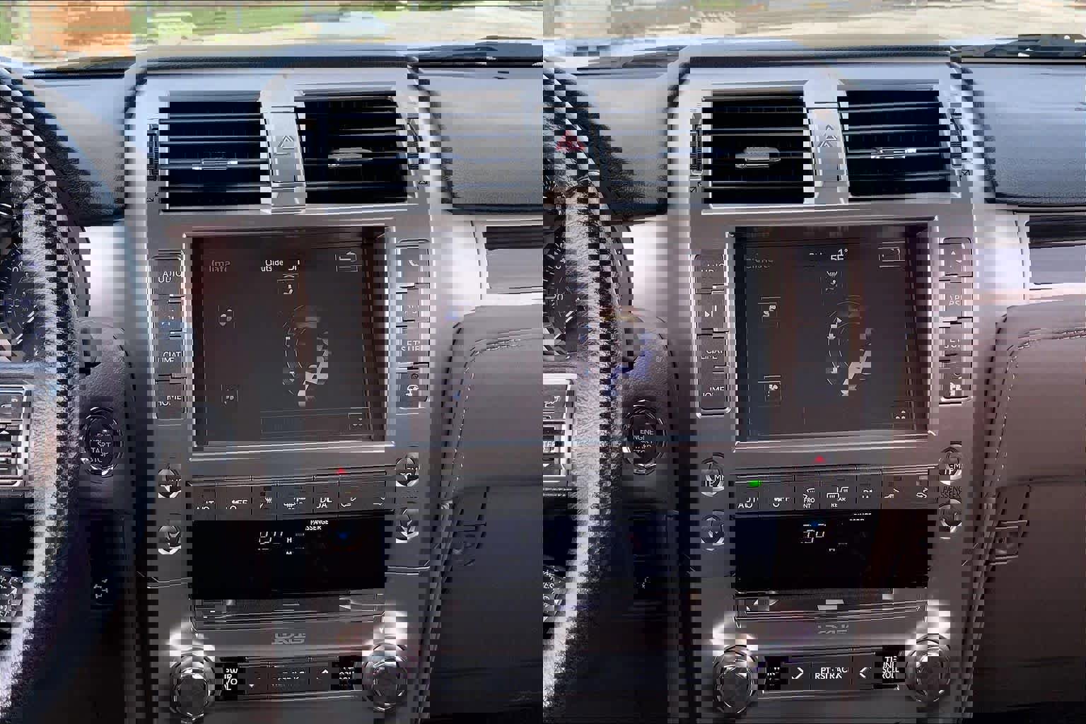 Used 2019 Lexus GX 460 image 6