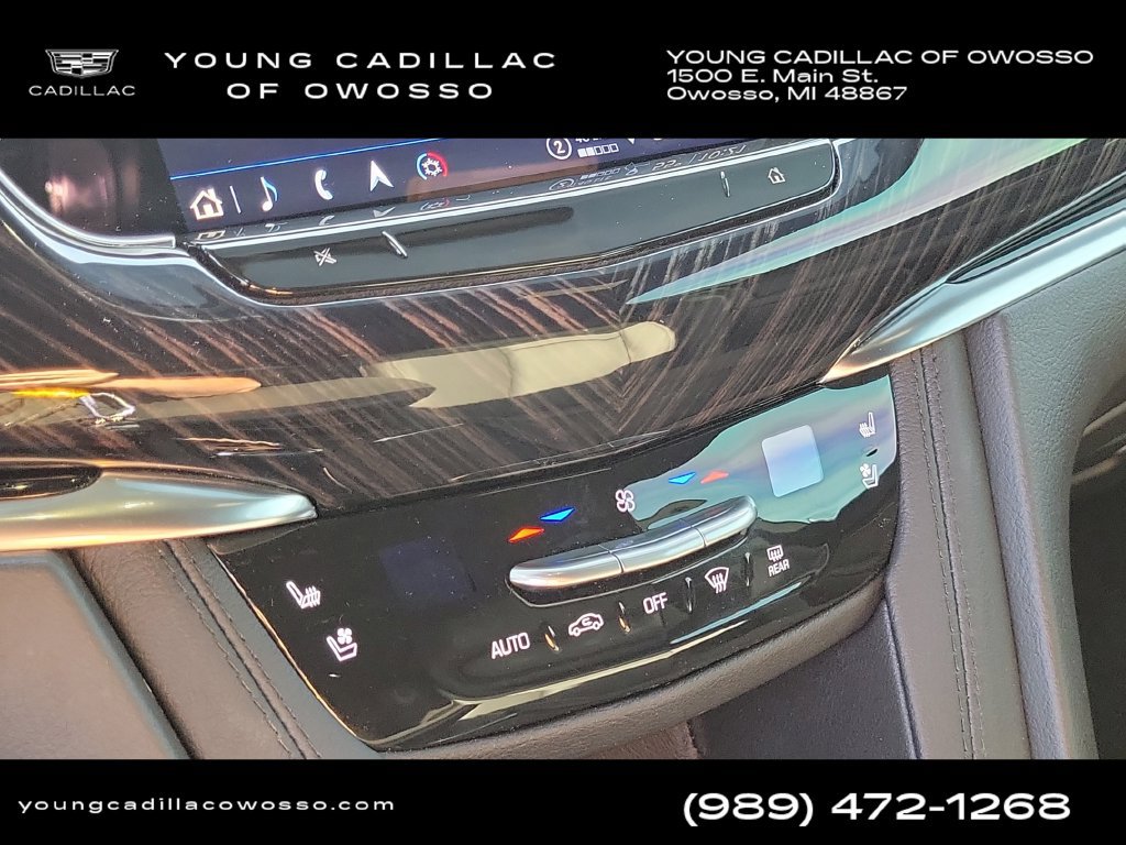 Used 2025 Cadillac XT6 Premium Luxury w/ LPO, Floor Liner Package AWD/4WD image 19
