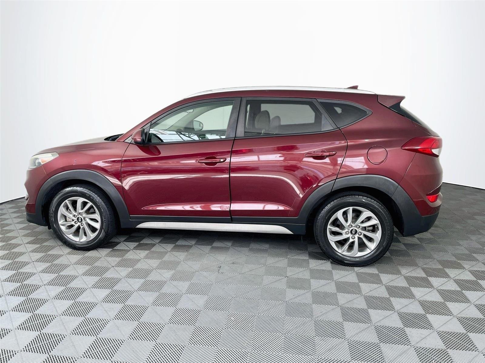 Used 2018 Hyundai Tucson SEL FWD image 4