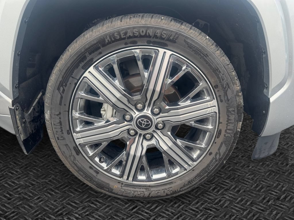 Used 2024 Toyota Sequoia Capstone AWD/4WD image 11