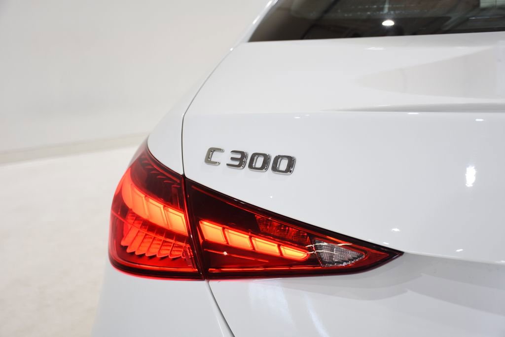 Used 2025 Mercedes-Benz C 300 4MATIC Sedan image 26