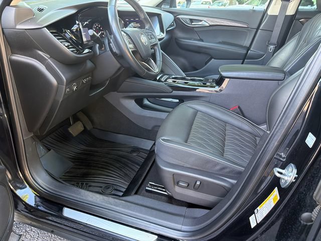 Used 2023 Buick Envision Avenir FWD image 9