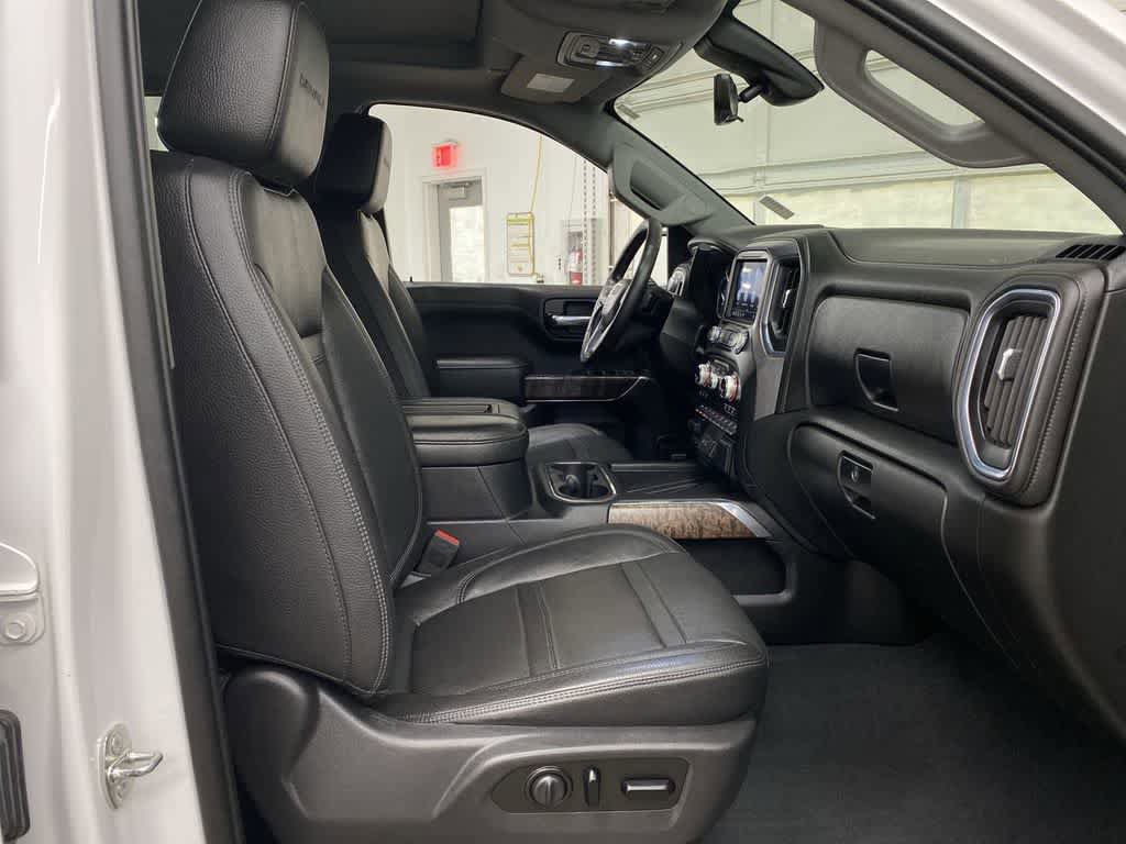 Used 2019 GMC Sierra 1500 Denali w/ Denali Ultimate Package AWD/4WD image 18
