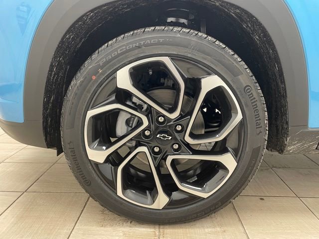 New 2026 Chevrolet Trax RS w/ Sunroof Package image 8
