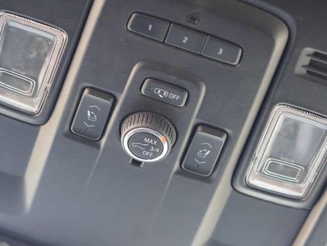 Used 2021 Chevrolet Tahoe RST w/ Luxury Package image 35