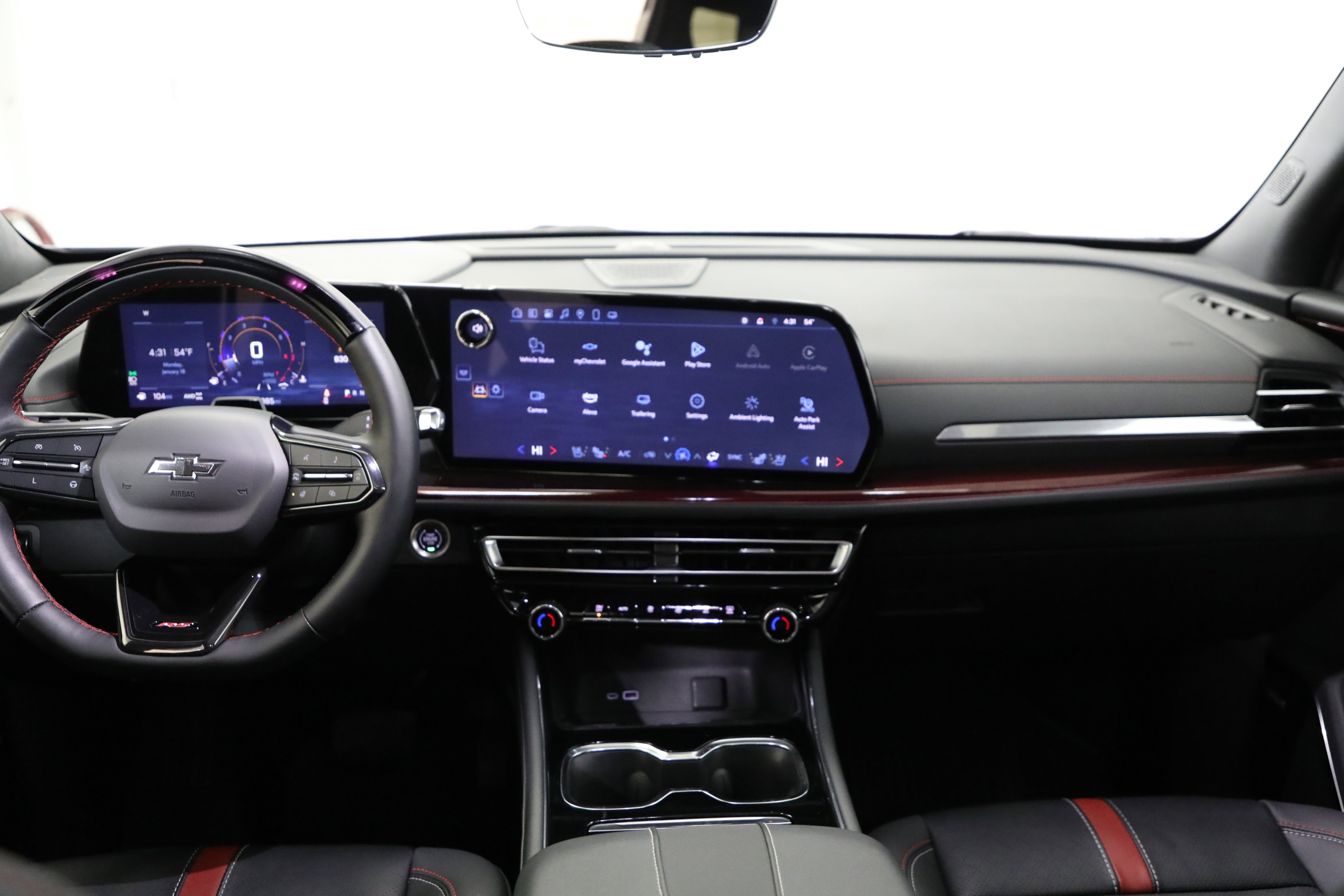 Used 2024 Chevrolet Traverse RS w/ LPO, Floor Liner Package image 2