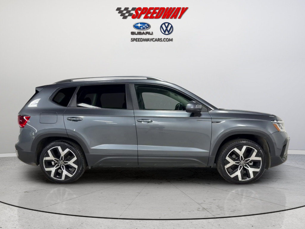Used 2022 Volkswagen Taos SEL AWD/4WD image 4