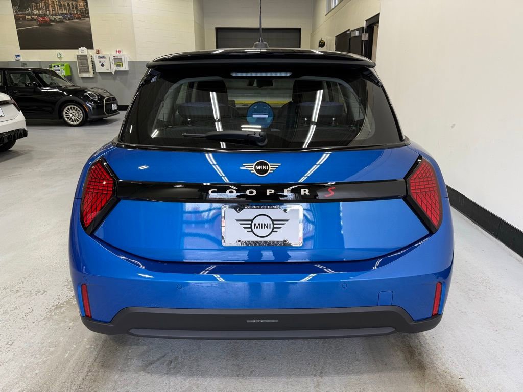 Certified 2025 MINI Cooper S image 6