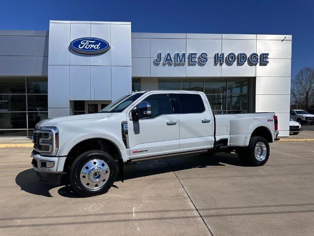 Certified 2026 Ford F450 Platinum w/ Platinum Plus Package image 1