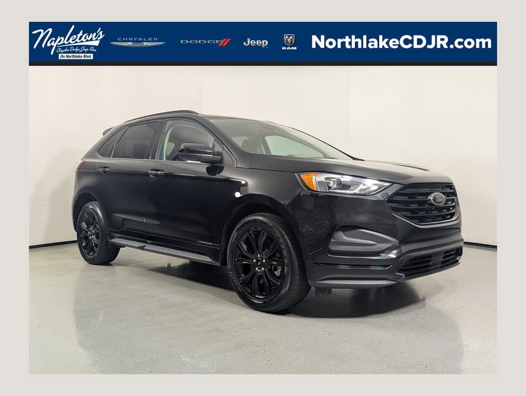 Used 2022 Ford Edge SE w/ Black Appearance Package