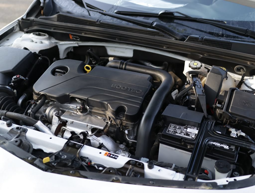 Used 2023 Chevrolet Malibu LT FWD image 29