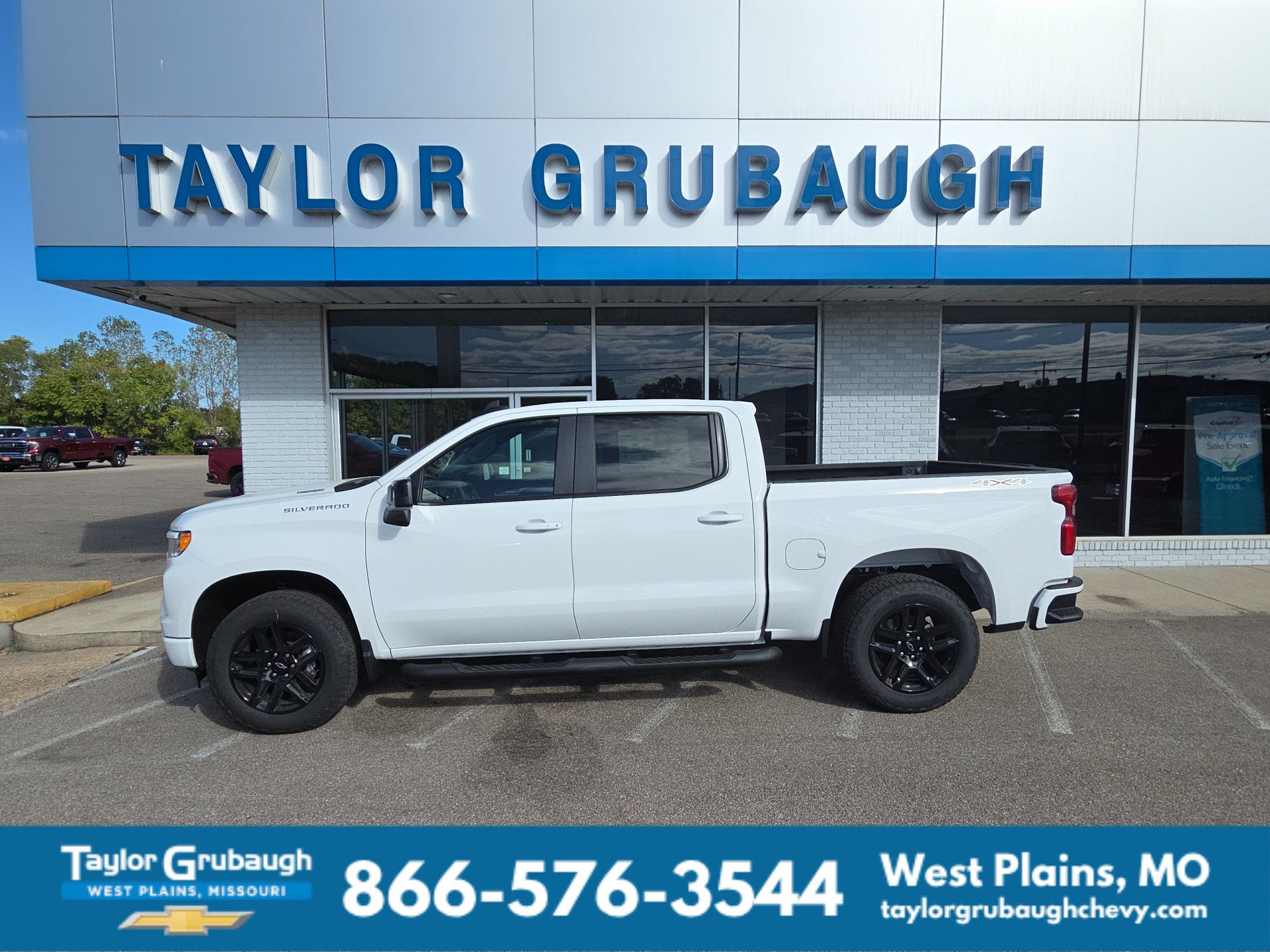 New 2026 Chevrolet Silverado 1500 RST w/ RST Select Package AWD/4WD image 1