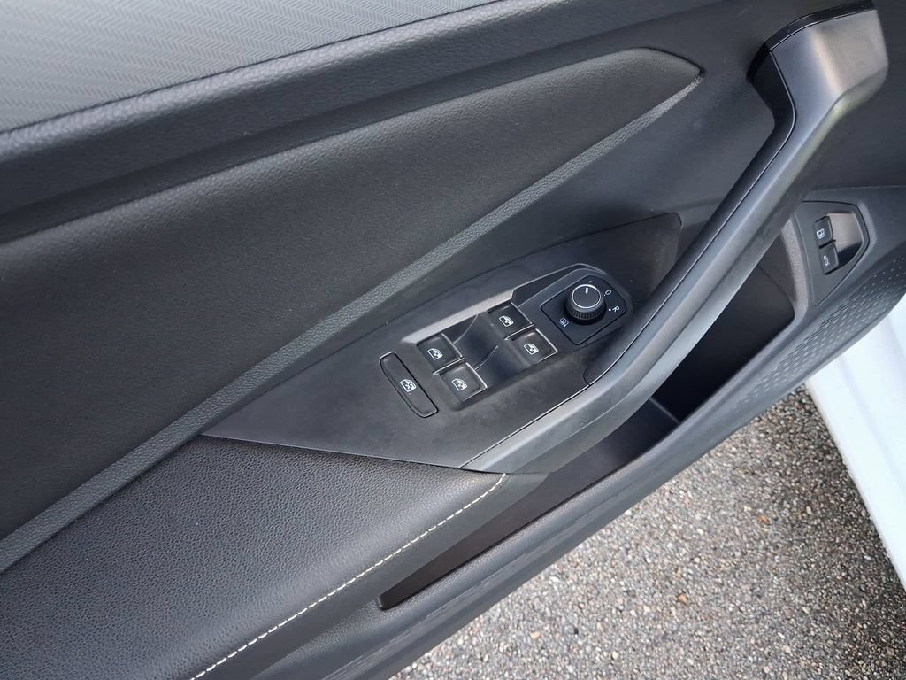 Certified 2024 Volkswagen Jetta Sport FWD image 16