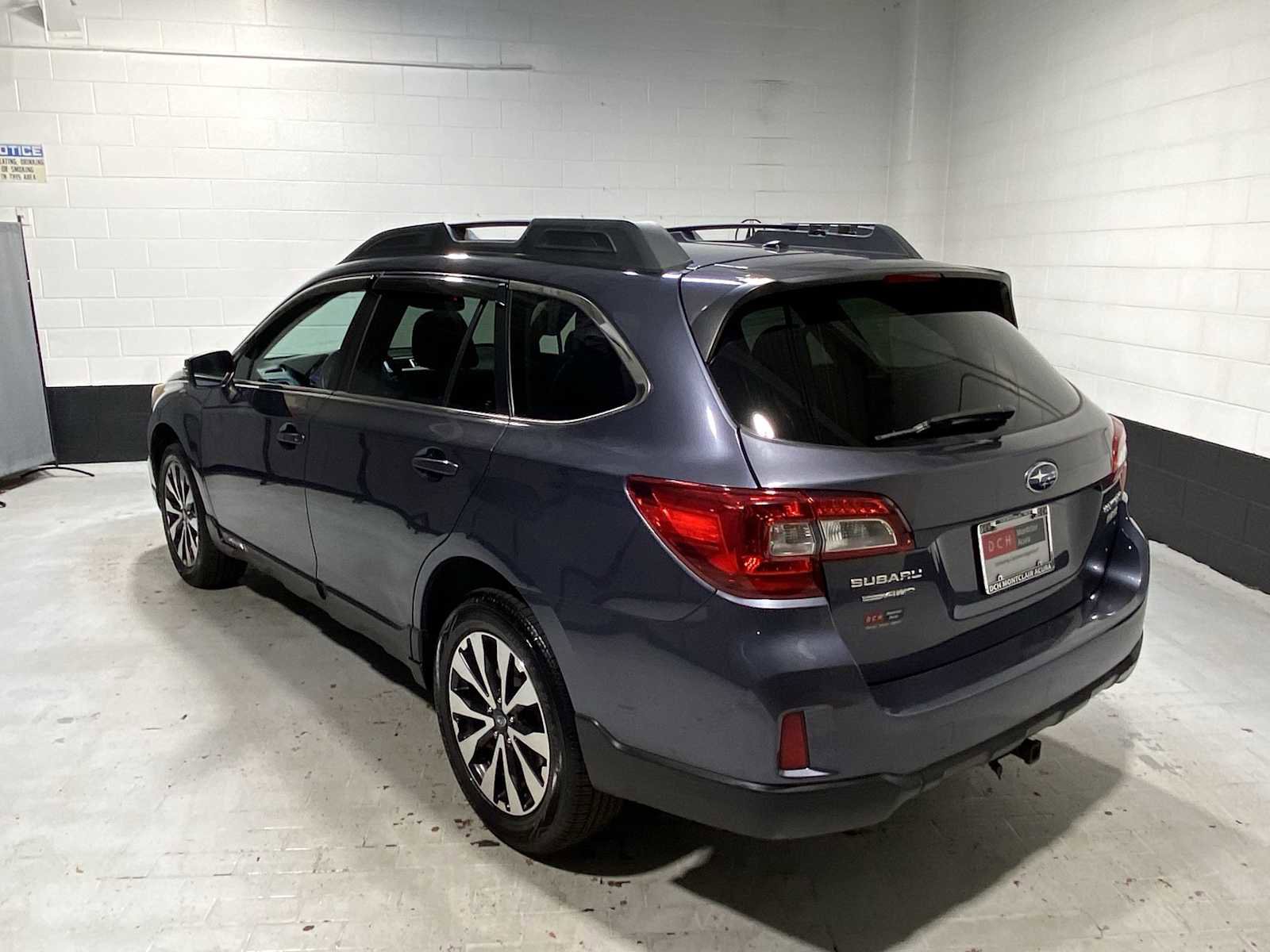 Used 2015 Subaru Outback 2.5i Limited image 4