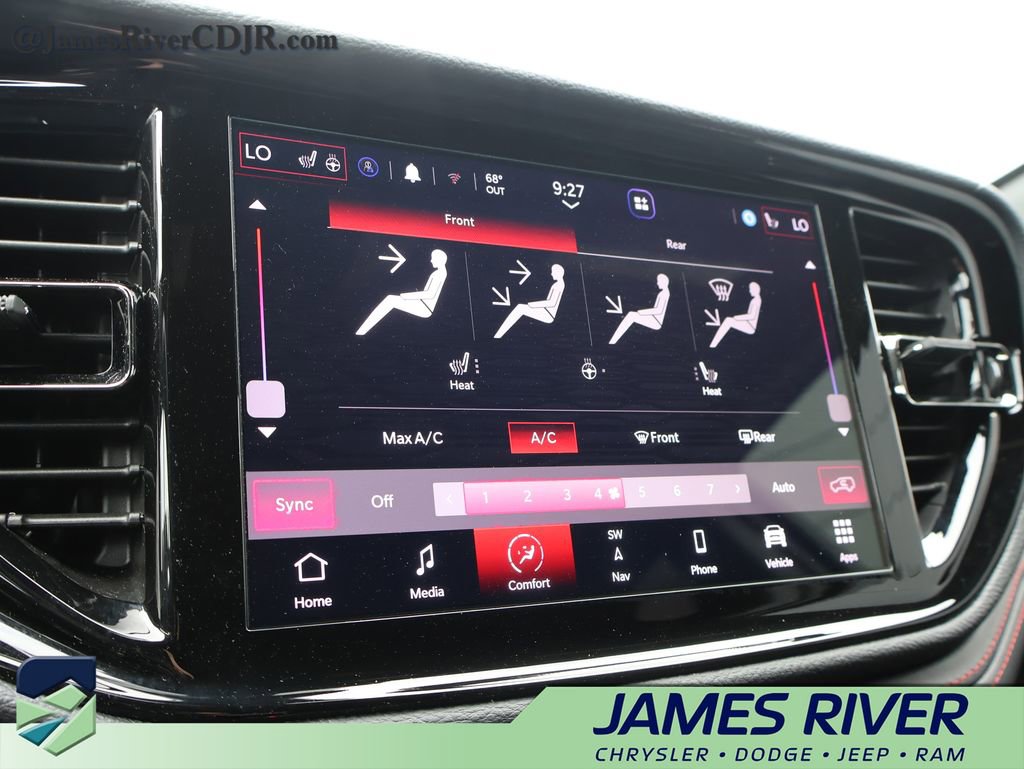 Used 2025 Dodge Durango GT image 34