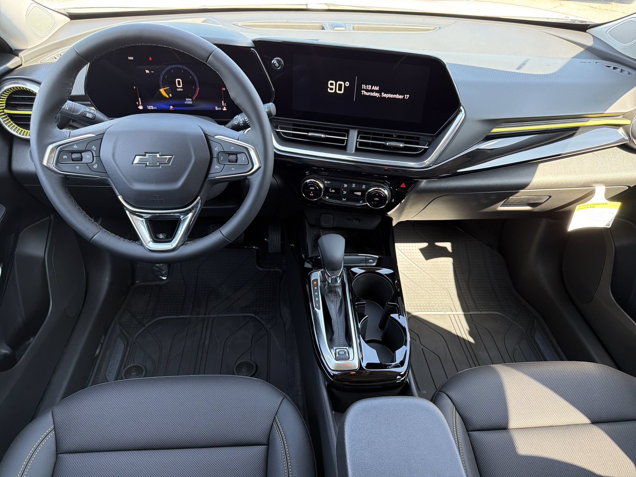New 2026 Chevrolet Trax ACTIV w/ Sunroof Package FWD image 2