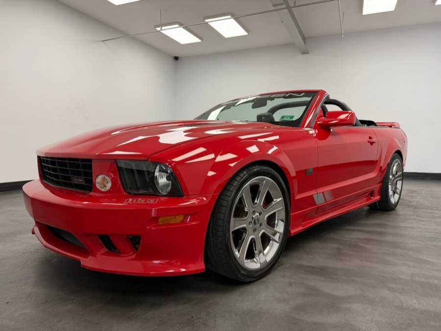 Used 2005 Ford Mustang GT Premium RWD image 3
