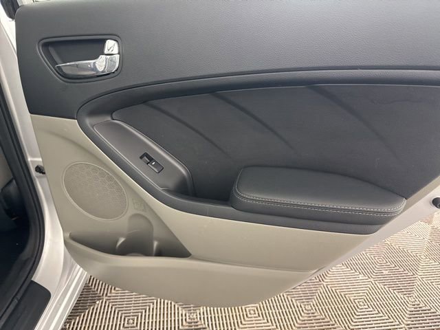 Used 2016 Kia Forte EX w/ EX Premium Package image 23