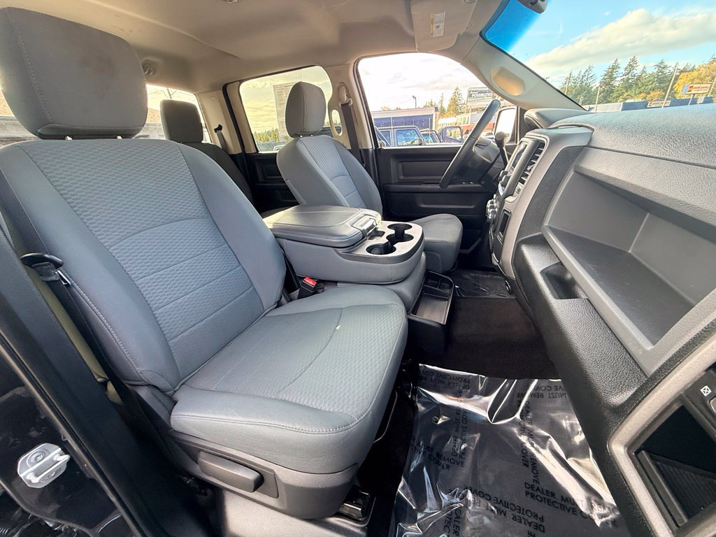 Used 2015 RAM 1500 ST w/ SXT Appearance Group AWD/4WD image 30